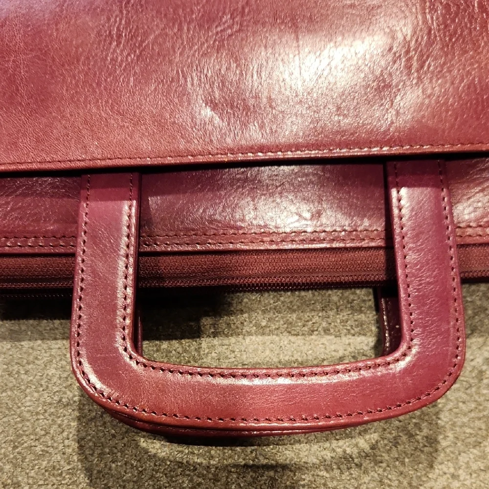 Wilson’s Leather Italian Leather Portfolio Briefcase Burg 17